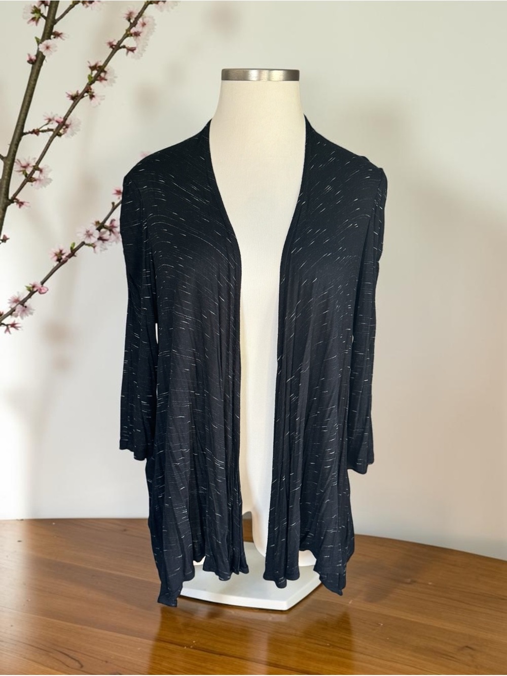 I.N.Studio Black Lightweight Open-Front Cardigan
